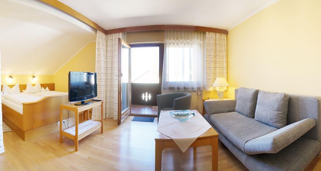 Hotel Haus Renate Bad Füssing Pokój zdjęcie